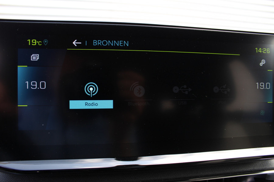 Peugeot 3008 1.6 HYbrid 225 Allure | Navigatie | Winterpack | Led | Camera