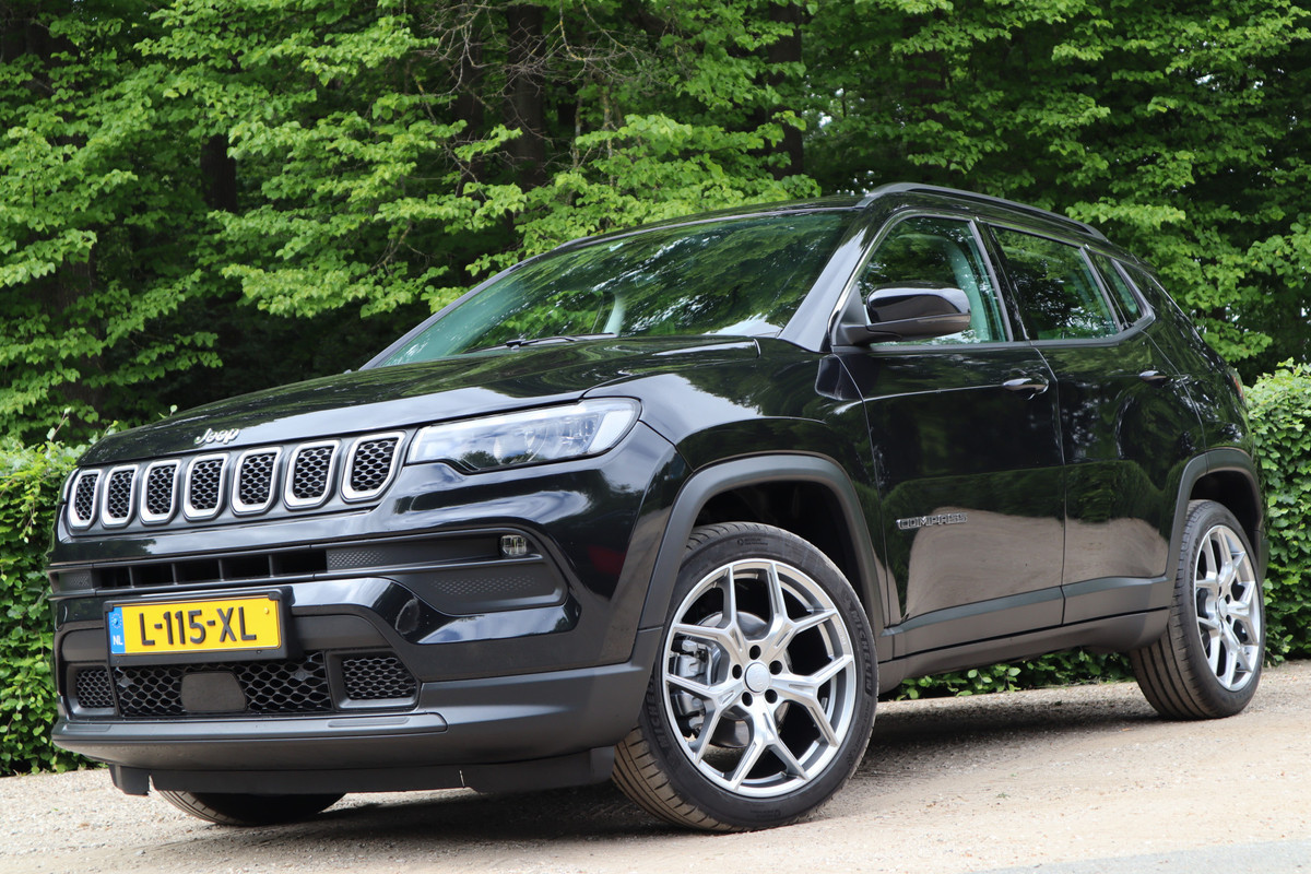 Jeep Compass 1.3T Longitude | Automaat | Camera | Carplay | Jeep Compass 1.3T Longitude | Automaat | Camera | Carplay |