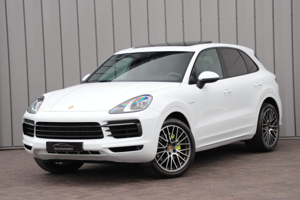 Porsche Cayenne 3.0 E-Hybrid | 462PK | Pano | Adaptief-onderstel | Memory | Bose | Matrix-led | Sport-chrono | Stoelverwarming | 2020.