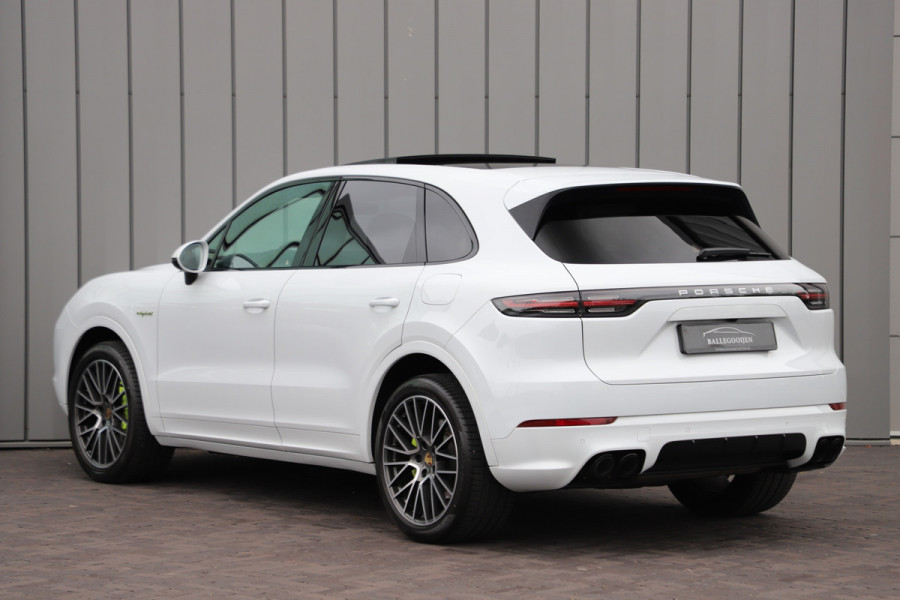 Porsche Cayenne 3.0 E-Hybrid | 462PK | Pano | Adaptief-onderstel | Memory | Bose | Matrix-led | Sport-chrono | Stoelverwarming | 2020.