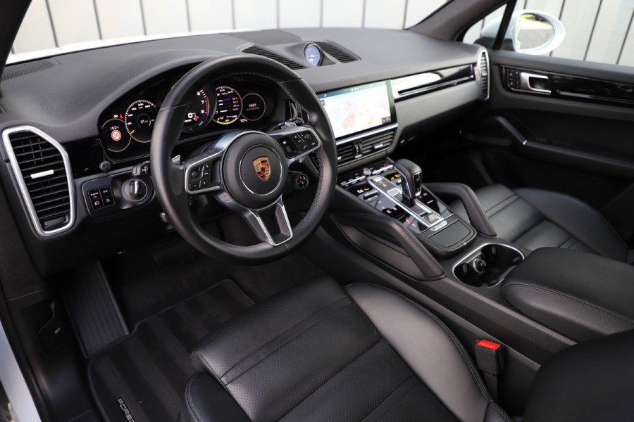 Porsche Cayenne 3.0 E-Hybrid | 462PK | Pano | Adaptief-onderstel | Memory | Bose | Matrix-led | Sport-chrono | Stoelverwarming | 2020.