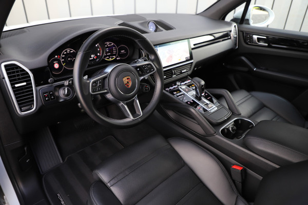 Porsche Cayenne 3.0 E-Hybrid | 462PK | Pano | Adaptief-onderstel | Memory | Bose | Matrix-led | Sport-chrono | Stoelverwarming | 2020.
