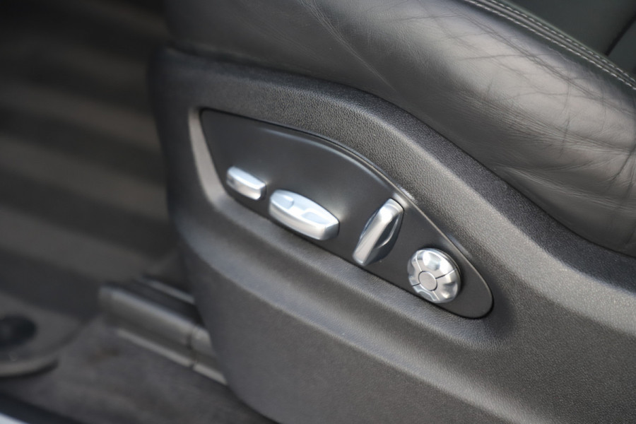 Porsche Cayenne 3.0 E-Hybrid | 462PK | Pano | Adaptief-onderstel | Memory | Bose | Matrix-led | Sport-chrono | Stoelverwarming | 2020.