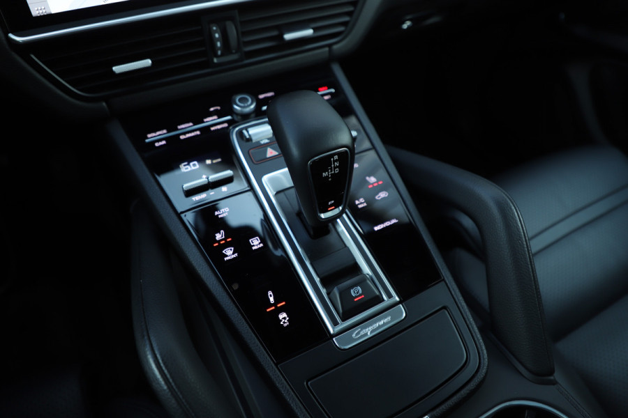 Porsche Cayenne 3.0 E-Hybrid | 462PK | Pano | Adaptief-onderstel | Memory | Bose | Matrix-led | Sport-chrono | Stoelverwarming | 2020.