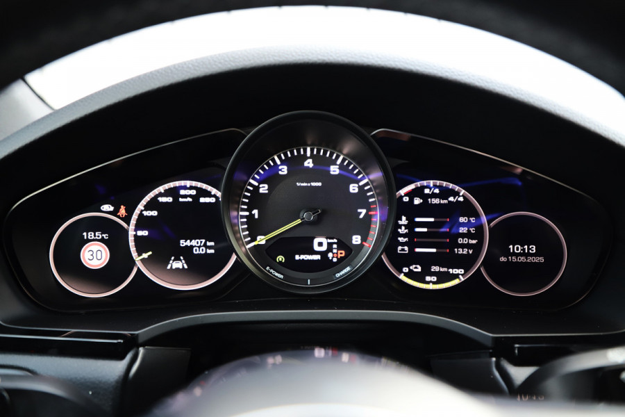 Porsche Cayenne 3.0 E-Hybrid | 462PK | Pano | Adaptief-onderstel | Memory | Bose | Matrix-led | Sport-chrono | Stoelverwarming | 2020.