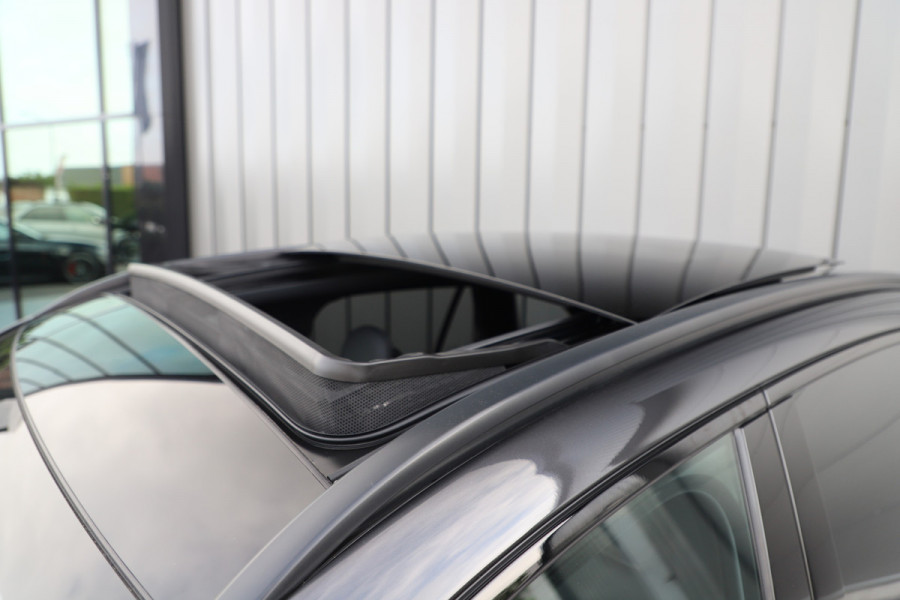 Mercedes-Benz GLC 400e AMG 4-Matic | 381PK | Luchtvering | Achterasbesturing | Massage | Sfeerverlichting | Keyles-go | Carbon | Head-up | Burmest