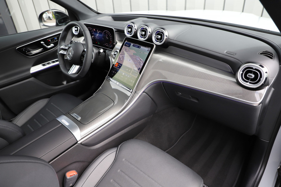 Mercedes-Benz GLC 400e AMG 4-Matic | 381PK | Achterasbesturing | Luchtvering | Sfeerverlichting | Keyles-go | Head-up | Burmester | Memory | Pano