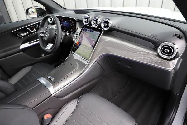 Mercedes-Benz GLC 400e AMG 4-Matic | 381PK | Achterasbesturing | Luchtvering | Sfeerverlichting | Keyles-go | Head-up | Burmester | Memory | Pano