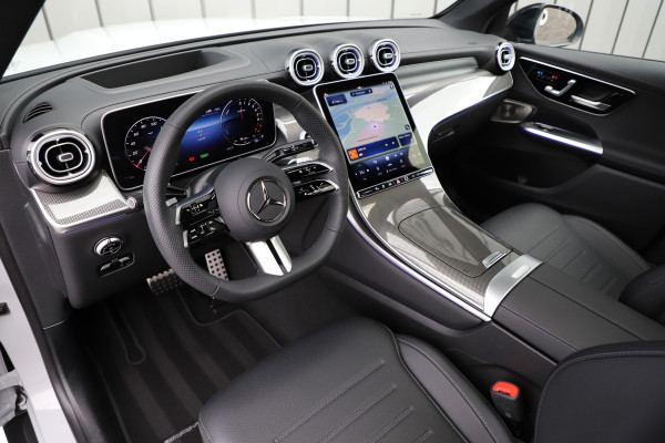 Mercedes-Benz GLC 400e AMG 4-Matic | 381PK | Achterasbesturing | Luchtvering | Sfeerverlichting | Keyles-go | Head-up | Burmester | Memory | Pano