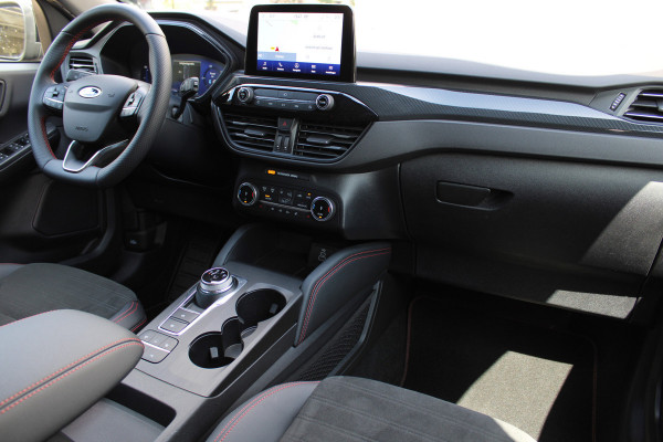 Ford Kuga 2.5 PHEV ST-Line X | Trekhaak | Black Pack | BLIS | B&O | Navigatie