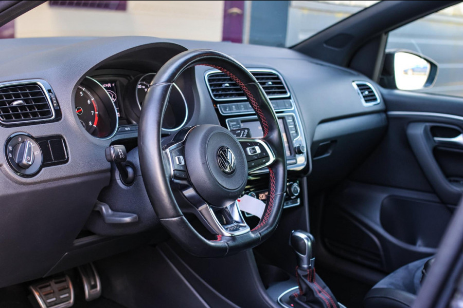 Volkswagen Polo 1.8 TSI GTI *Led*Cruise control*DSG*Navi*PDC*