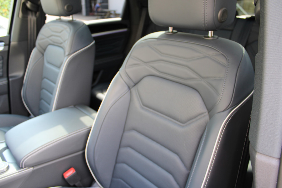 Volkswagen Touareg 3.0 TSi eHybrid 4MOTION Elegance | Massage | Head-Up | Trekhaak | Panoramadak | Compleet!
