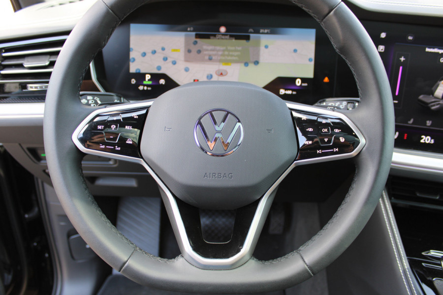 Volkswagen Touareg 3.0 TSi eHybrid 4MOTION Elegance | Massage | Head-Up | Trekhaak | Panoramadak | Compleet!
