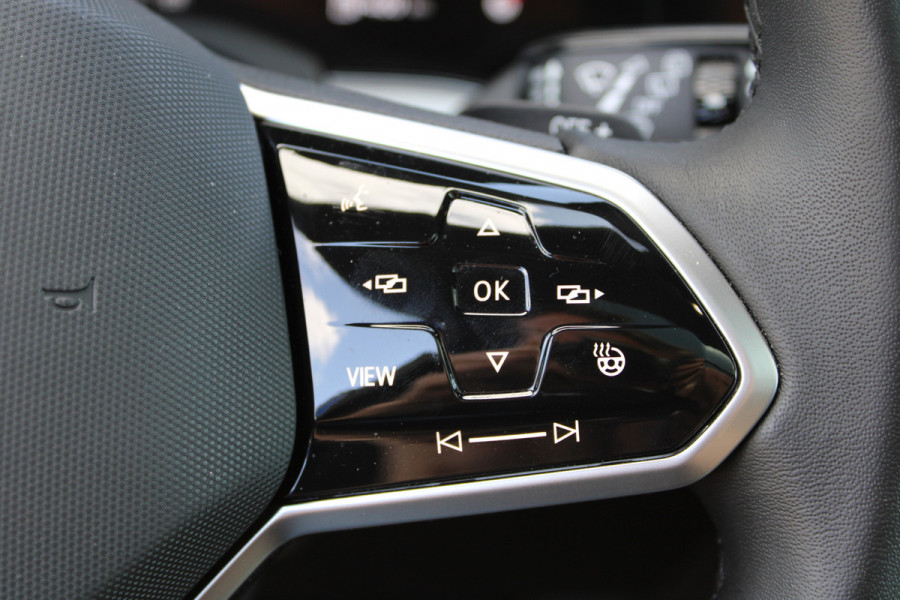 Volkswagen Touareg 3.0 TSi eHybrid 4MOTION Elegance | Massage | Head-Up | Trekhaak | Panoramadak | Compleet!