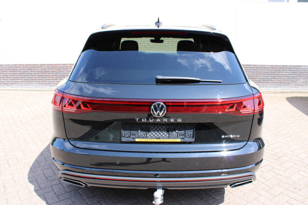 Volkswagen Touareg 3.0 TSi eHybrid 4MOTION Elegance | Massage | Head-Up | Trekhaak | Panoramadak | Compleet!