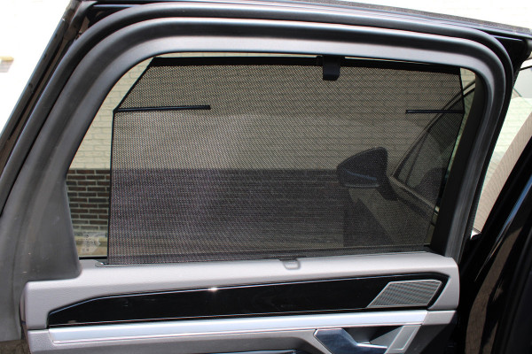 Volkswagen Touareg 3.0 TSi eHybrid 4MOTION Elegance | Massage | Head-Up | Trekhaak | Panoramadak | Compleet!