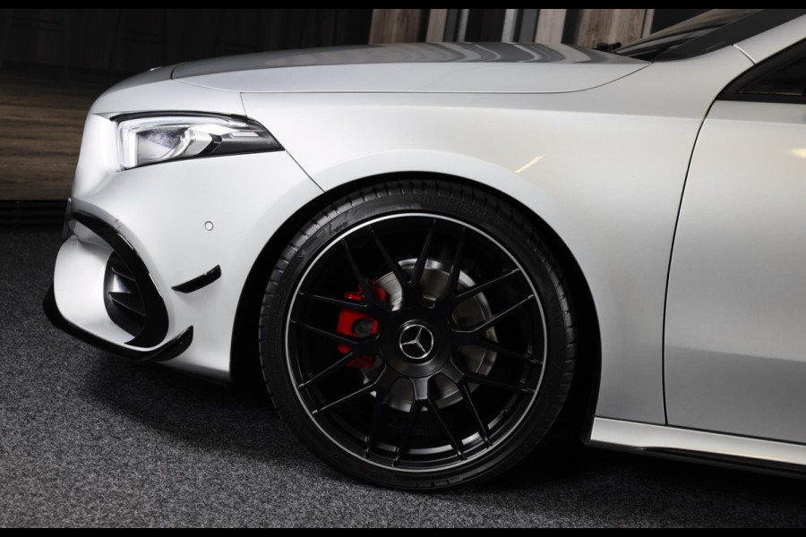 Mercedes-Benz A-Klasse 180 AMG 45 Look / AUT / Cruise Control / Camera / F1 Flippers / Navi / Led / Pdc / Xenon / 20 Inch