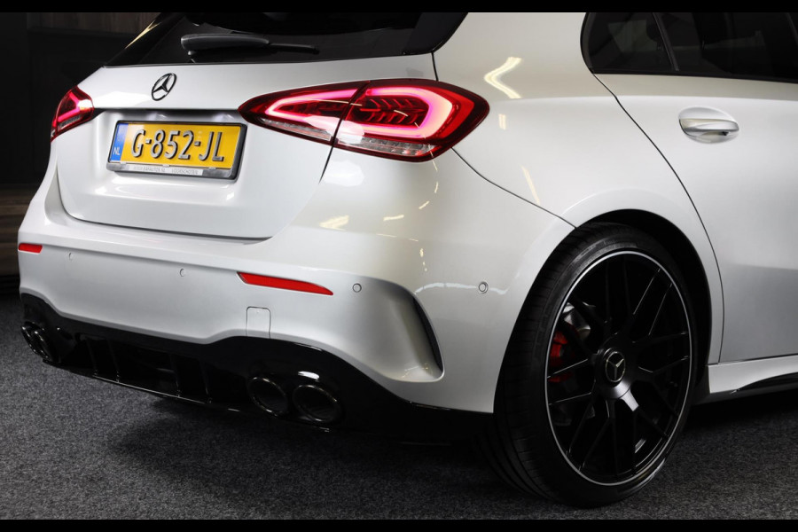 Mercedes-Benz A-Klasse 180 AMG 45 Look / AUT / Cruise Control / Camera / F1 Flippers / Navi / Led / Pdc / Xenon / 20 Inch