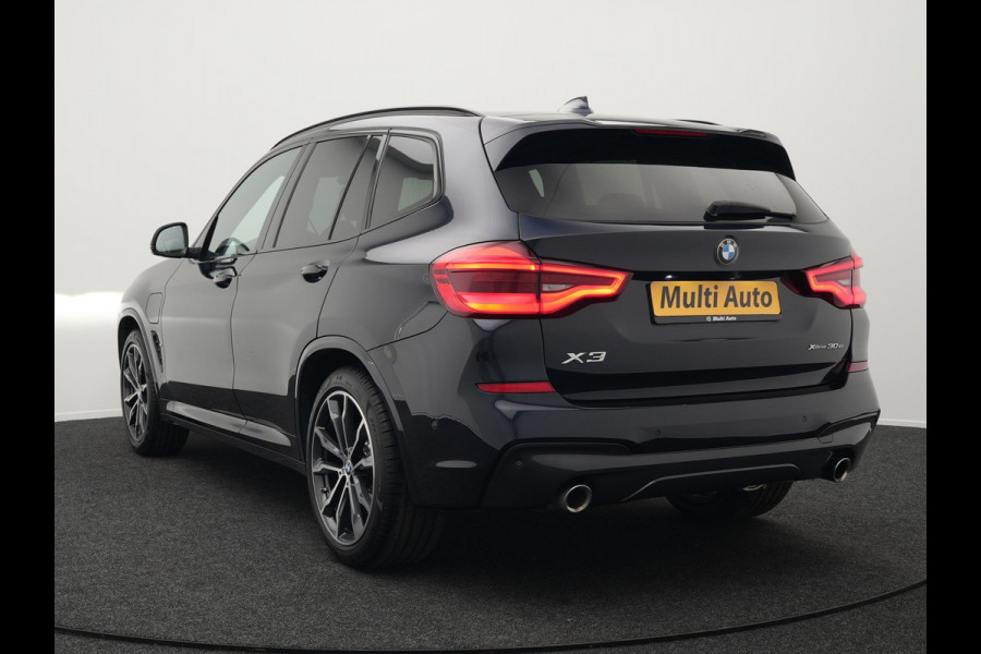 BMW X3 xDrive30e M Sport Plug in Hybrid | PHEV | Trekhaak af Fabriek | Panodak | Adaptive Cruise | Adative Cruise | Adative Onderstel | Head-up Display | Carplay | Adaptive LED | 360 Camera |