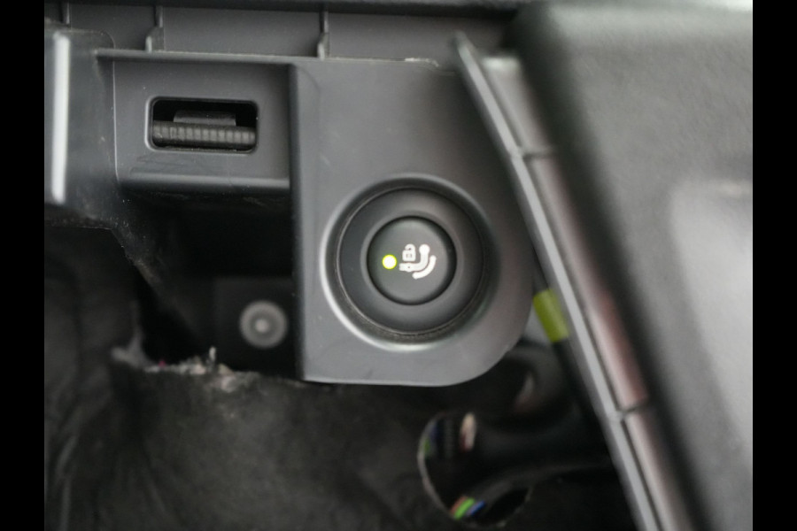 BMW X3 xDrive30e M Sport Plug in Hybrid | PHEV | Trekhaak af Fabriek | Panodak | Adaptive Cruise | Adative Cruise | Adative Onderstel | Head-up Display | Carplay | Adaptive LED | 360 Camera |