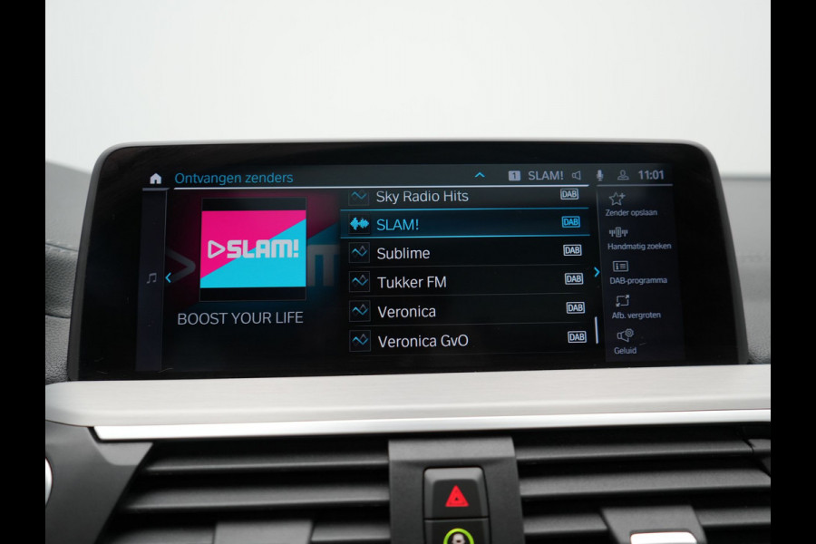 BMW X3 xDrive30e M Sport Plug in Hybrid | PHEV | Trekhaak af Fabriek | Panodak | Adaptive Cruise | Adative Cruise | Adative Onderstel | Head-up Display | Carplay | Adaptive LED | 360 Camera |