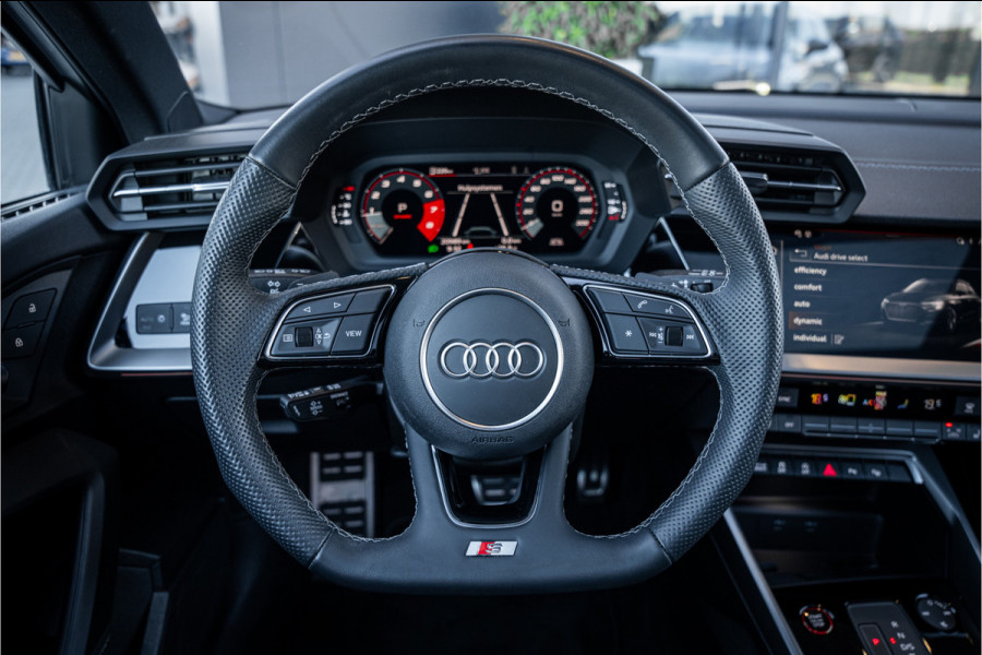 Audi S3 Sportback 2.0 TFSI quattro RS3 Look! - Panorama | ACC | Camera | Keyless