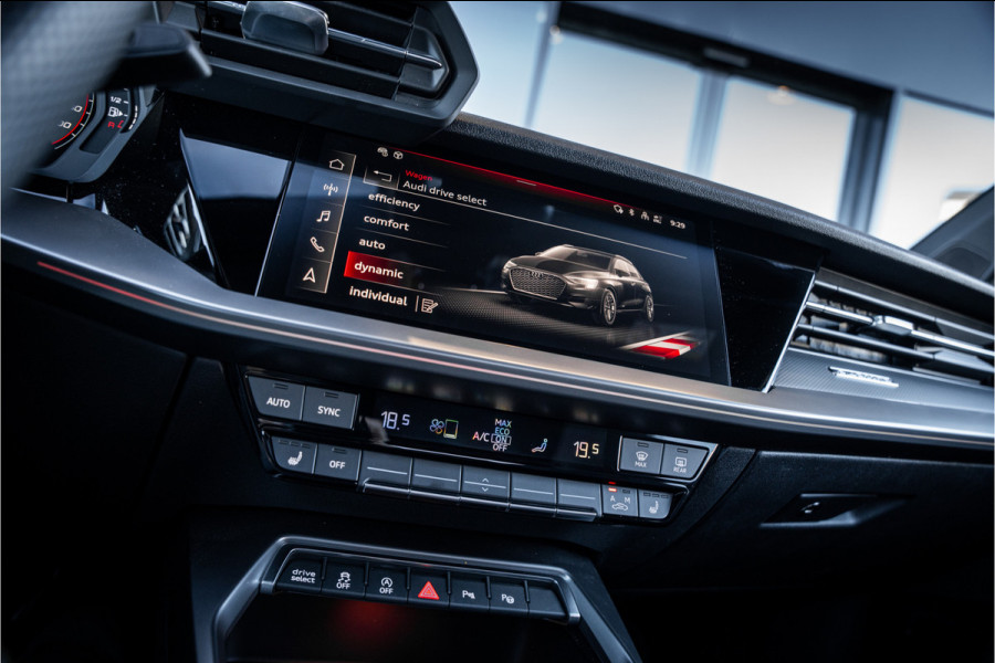Audi S3 Sportback 2.0 TFSI quattro RS3 Look! - Panorama | ACC | Camera | Keyless