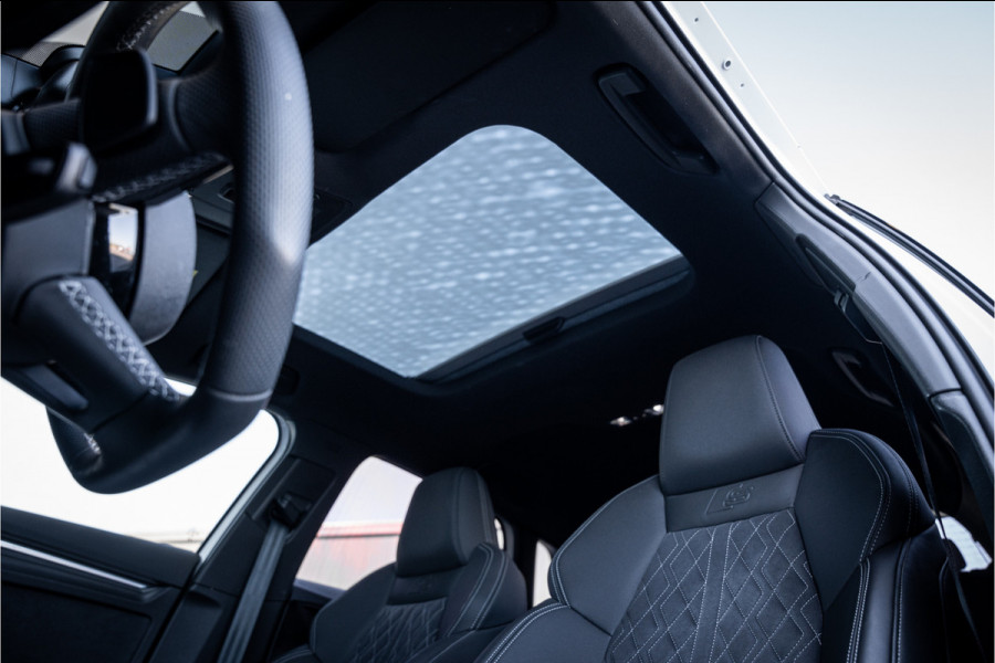 Audi S3 Sportback 2.0 TFSI quattro RS3 Look! - Panorama | ACC | Camera | Keyless