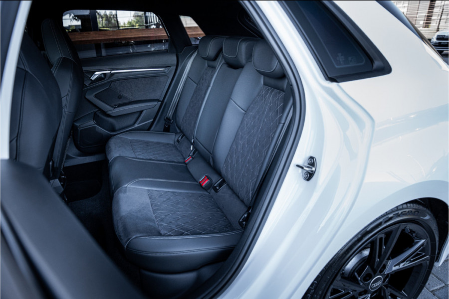 Audi S3 Sportback 2.0 TFSI quattro RS3 Look! - Panorama | ACC | Camera | Keyless