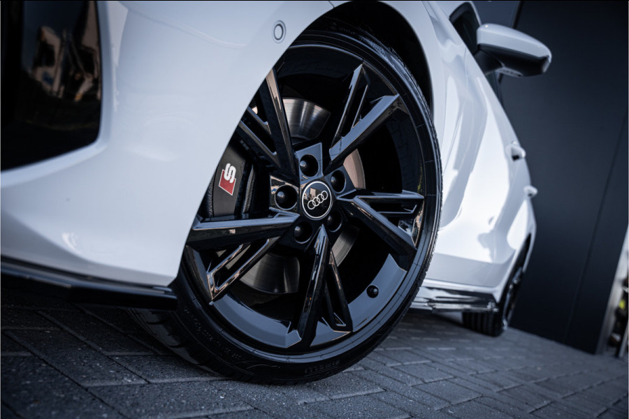 Audi S3 Sportback 2.0 TFSI quattro RS3 Look! - Panorama | ACC | Camera | Keyless