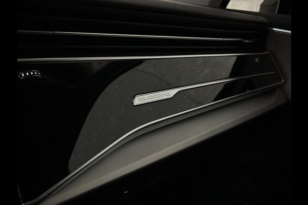 Audi Q7 3.0 V6 381pk Hybrid Quattro 67dkm! | Head-Up | Leder | 22" | Dodehoek | Virtual-Cockpit | LED | Elek. Stoelen | Standkachel | Camera | Stoelverwarming | 3-Zone Clima | Draadloos Laden | Park-Assist |
