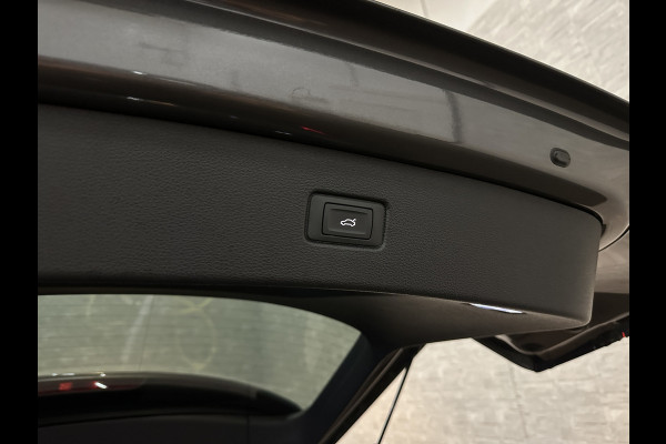 Audi Q7 3.0 V6 381pk Hybrid Quattro 67dkm! | Head-Up | Leder | 22" | Dodehoek | Virtual-Cockpit | LED | Elek. Stoelen | Standkachel | Camera | Stoelverwarming | 3-Zone Clima | Draadloos Laden | Park-Assist |
