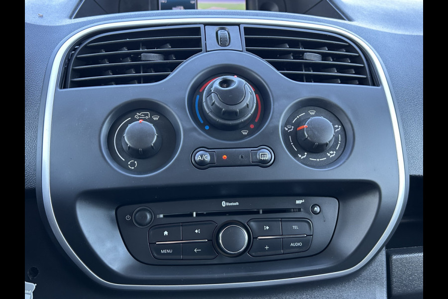 Renault Kangoo 1.5 dCi / !! 27.351 KM !! / 1e EIG. / AIRCO / CRUISE / NAVI / TREKHAAK / BLUETOOTH