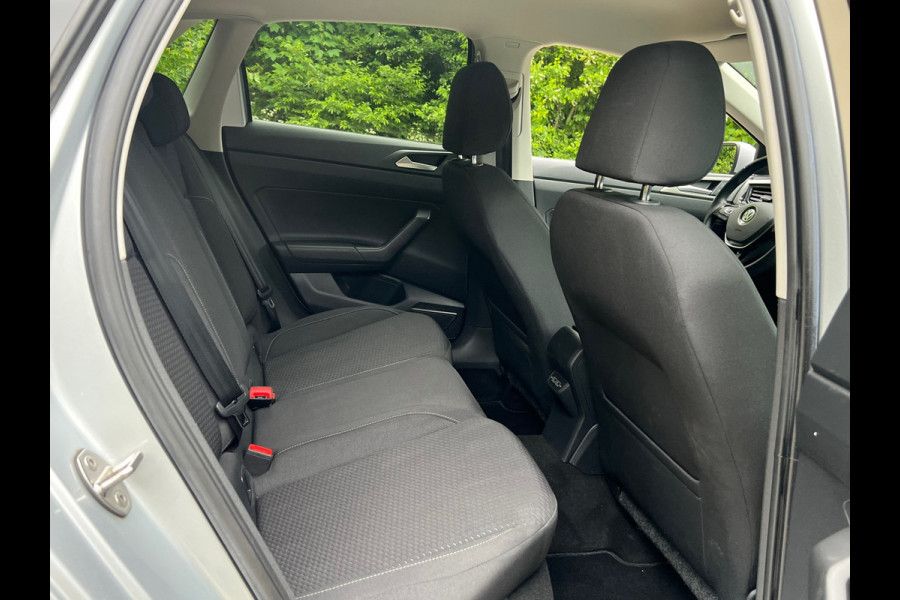 Volkswagen Polo 1.0 TSI Highline | DSG | Clima | Cruise |