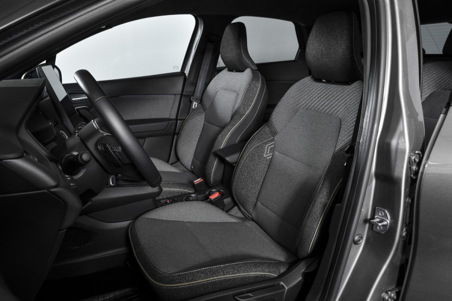 Renault Captur 1.3 mild hybrid 160 PK techno - Automaat | Dig. Cockpit | Cruise | PDC | Camera | App. Connect | ECC | DAB | LM 18" | 5641