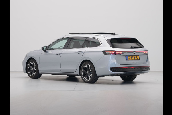 Volkswagen Passat Variant 1.5 eTSI 150pk DSG R-Line Business Panorama Navigatie Trekhaak Camera Carplay Stoelverwarming