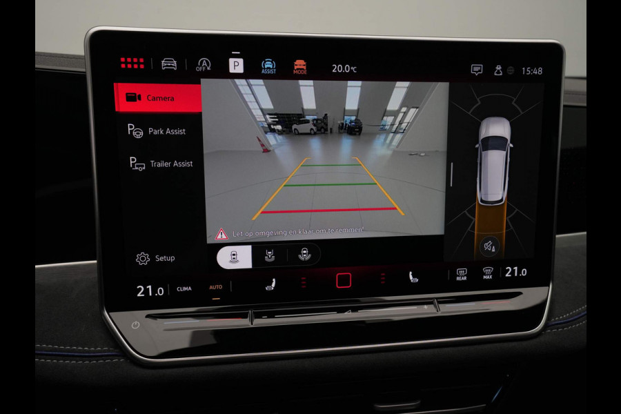 Volkswagen Passat Variant 1.5 eTSI 150pk DSG R-Line Business Panorama Navigatie Trekhaak Camera Carplay Stoelverwarming