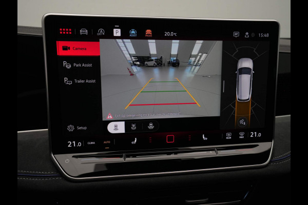 Volkswagen Passat Variant 1.5 eTSI 150pk DSG R-Line Business Panorama Navigatie Trekhaak Camera Carplay Stoelverwarming