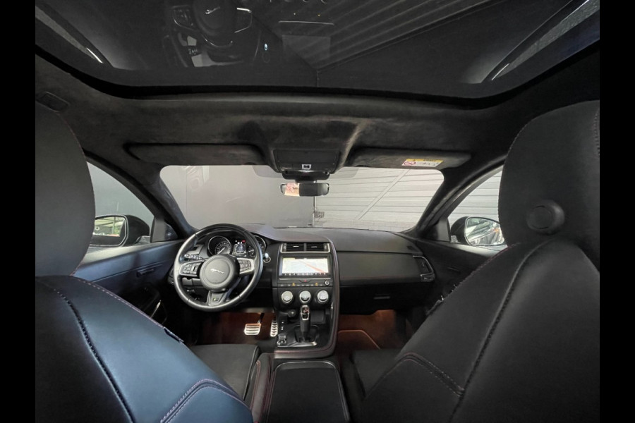 Jaguar E-Pace P250 First Edition HSE /R-Dynamic/Pano/trekhaak/HUD/20 inch vol