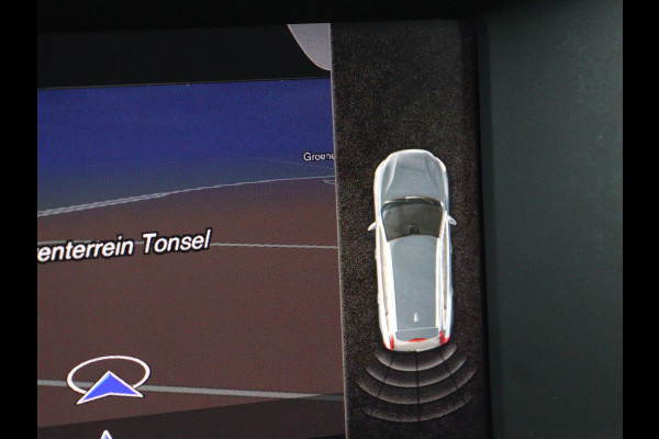 Volvo V60 2.0 T4 Sport | Stoelverwarming | Trekhaak | Xenon | Navigatie | Leder/Alcantara | PDC | Climate control | Cruise control | Bluetooth