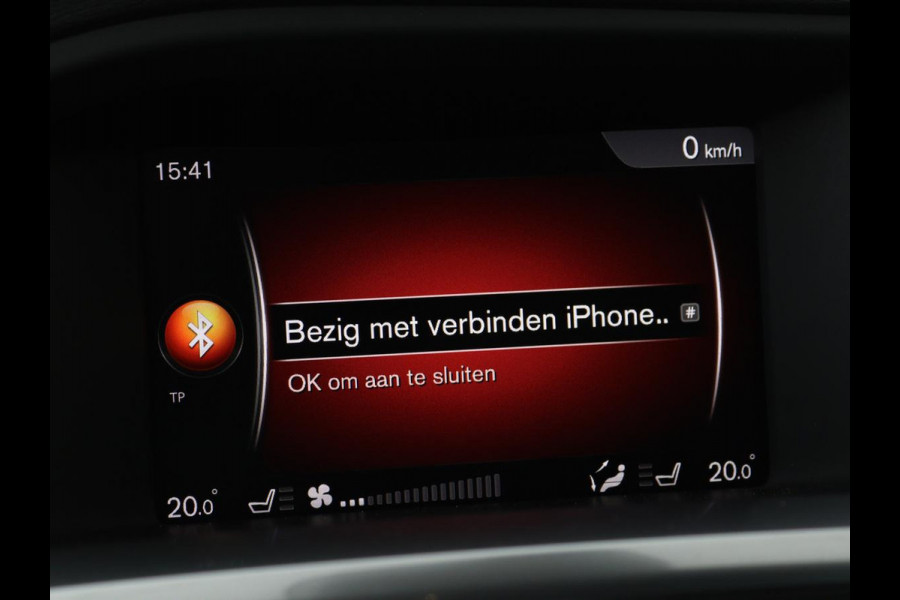Volvo V60 2.0 T4 Sport | Stoelverwarming | Trekhaak | Xenon | Navigatie | Leder/Alcantara | PDC | Climate control | Cruise control | Bluetooth