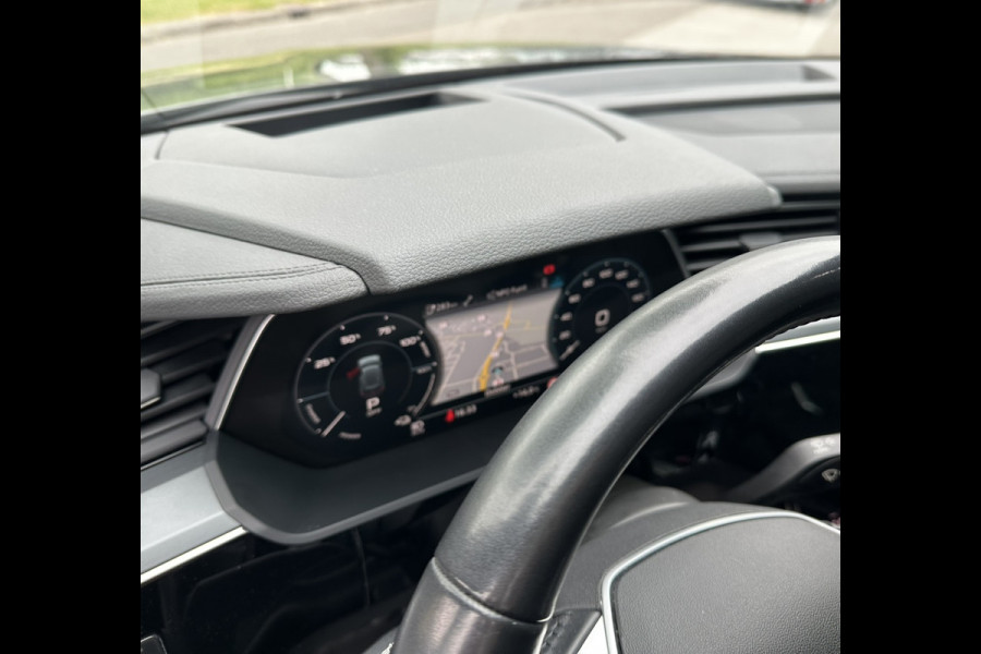 Audi e-tron 55 quattro advanced - Panodak - B&O - HUD - S-line