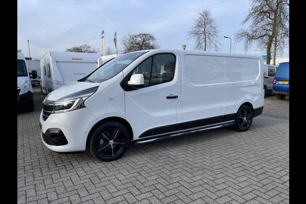Renault Trafic 2.0 dCi 120pk T29 L2H1 Comfort / vaste prijs rijklaar € 19.950 ex btw / lease vanaf € 375 / 17 inch velgen / trekhaak / airco / cruise / camera / navi / euro 6 diesel