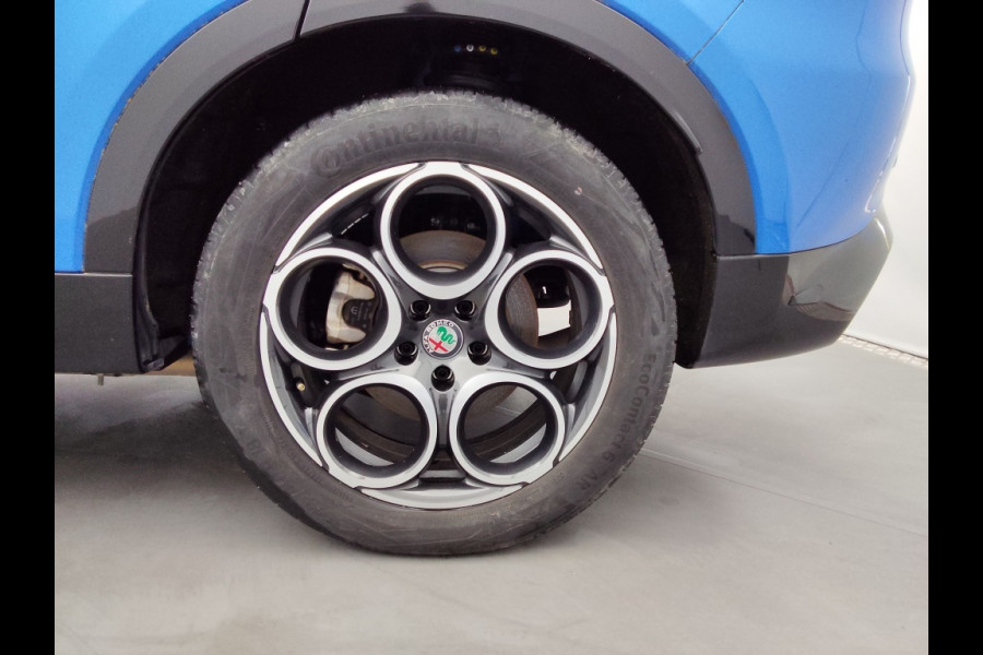 Alfa Romeo Tonale 1.3T PHEV 280 PK AWD Ti | Parkeersensoren voor en achter | Adaptieve cruise control | Achteruitrijcamera  | Navigatie | Wordt verwacht
