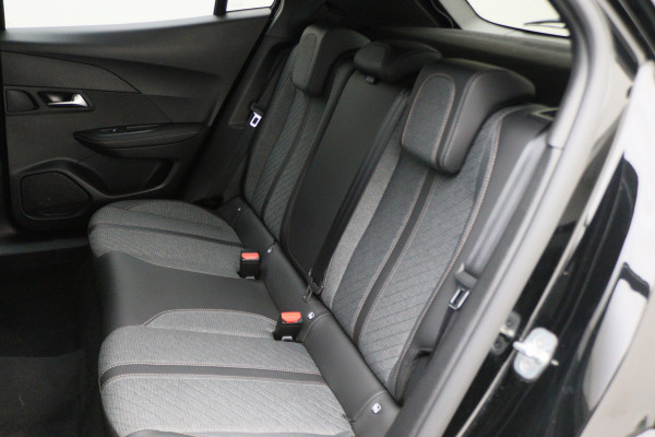Peugeot 2008 1.2 Hybrid 136 Allure Climate, ACC, Camera Voor & Achter, Apple Carplay, LED, PDC, 17''