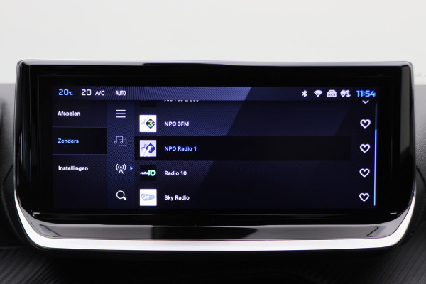 Peugeot 2008 1.2 Hybrid 136 Allure Climate, ACC, Camera Voor & Achter, Apple Carplay, LED, PDC, 17''