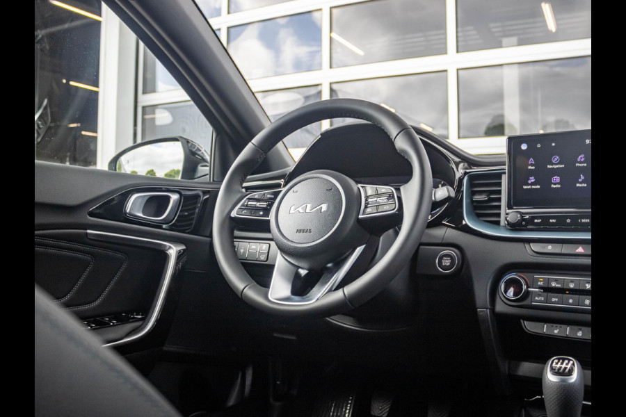 Kia Ceed Sportswagon 1.0 T-GDi Design Edition l Direct leverbaar | ANWB Private Lease v.a. € 449,- | Camera | Apple Carplay | Adapt. Cruise | Stoel&Stuur Verwarming | Navi | Keyless
