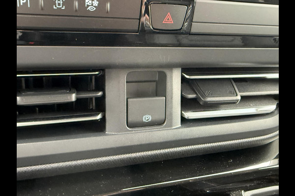 Ford Tourneo Custom 340 2.5 PHEV L2H1 Titanium X | SCI | 232pk | 8 pers | PLUG-IN Hybrid | 1.850kg Trekgewicht | Adaptieve Cruise | Winterpack | Incl. BTW/BPM | Verlengde Fabrieksgarantie tot 10-2028
