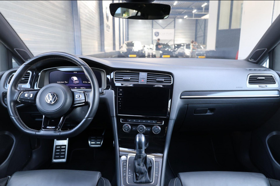 Volkswagen Golf 2.0 TSI 4Motion R 300PK LED/VIRTUAL/PANO/LEER+S.VERWARMING/DYNAUDIO/19" LMV/CAM/ACC/ECC/12 MDN GARANTIE!
