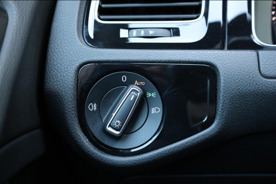 Volkswagen Golf 2.0 TSI 4Motion R 300PK LED/VIRTUAL/PANO/LEER+S.VERWARMING/DYNAUDIO/19" LMV/CAM/ACC/ECC/12 MDN GARANTIE!